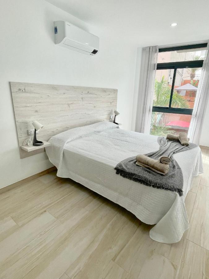 Island Suites Arona  Dış mekan fotoğraf