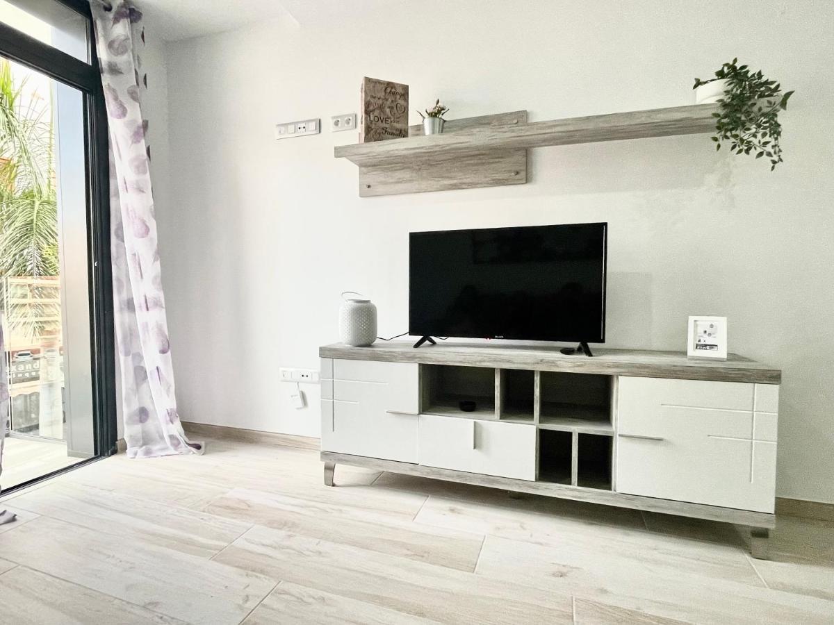 Island Suites Arona  Dış mekan fotoğraf