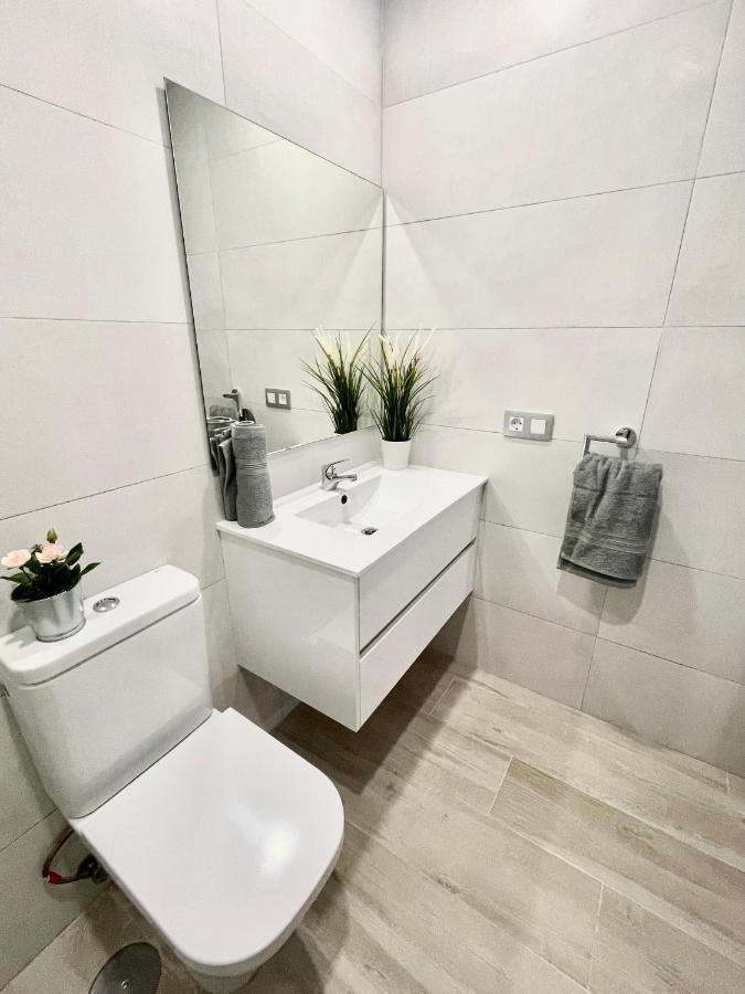 Island Suites Arona  Dış mekan fotoğraf