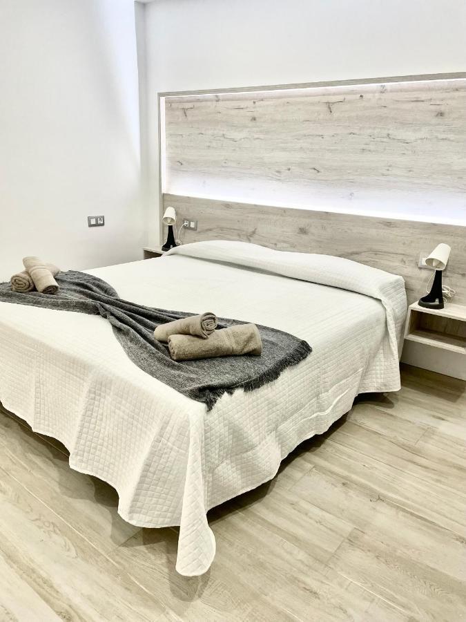 Island Suites Arona  Dış mekan fotoğraf