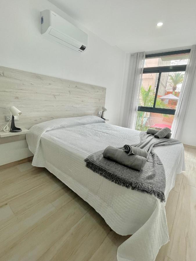 Island Suites Arona  Dış mekan fotoğraf